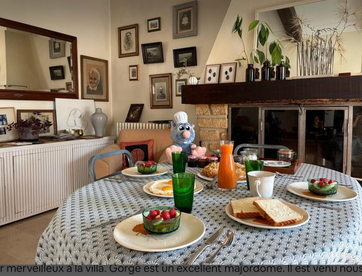 Homestay La Plaisance - Maison Et D Hotes A Proximite De Chateaneuf-du-pape